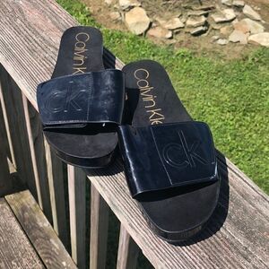 ⬇️Calvin Klein Slides 